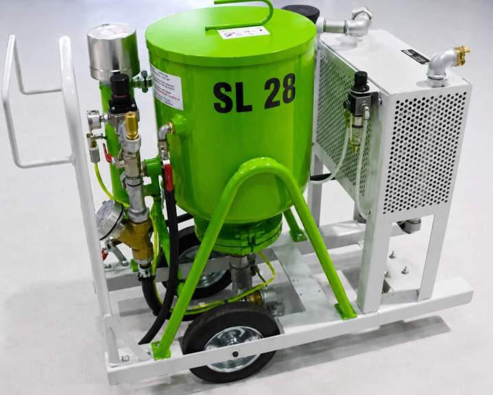 Machine de sablage / aérogommage industrielle sous pression Échirolles